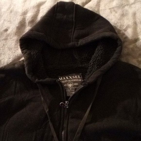 MAXXSEL MENS MED BLACK FLEECE HOODIE - Picture 2 of 7